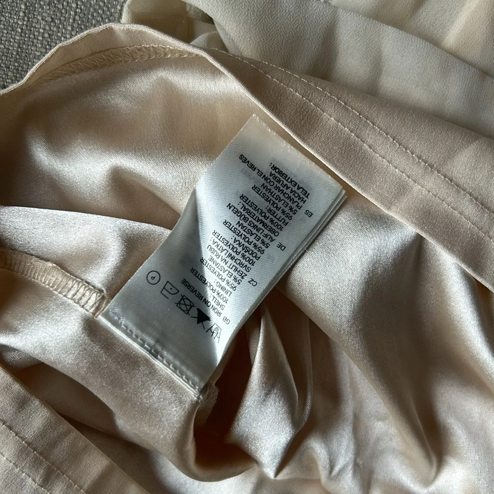 H&M Creme Sequenced Strapless Mini Dress Size 12 - Picture 6 of 9